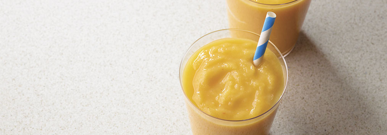 Mango Peach Fruit Smoothie
